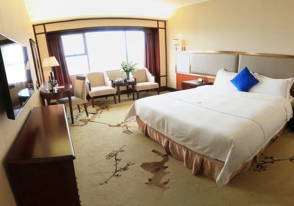 Junyi Hotel