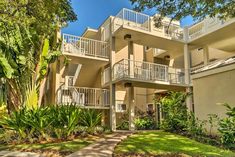 Waikoloa Village Condo w/ Pool & Golf Course Views