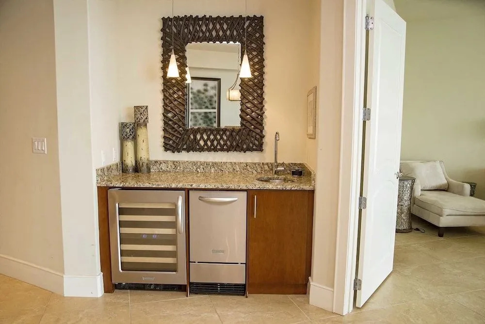 Turquoise Place C2206 3 Bedrooms 3.5 Bathrooms Condo