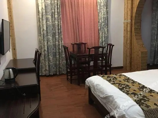 Ou Ya Er Manor
