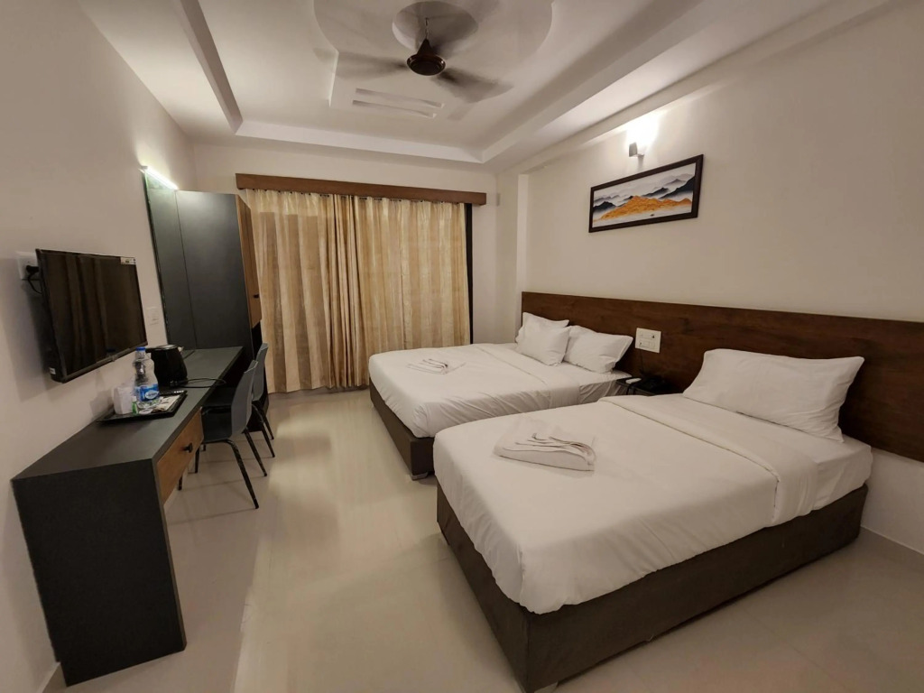 HOTEL PARK RAAMA
