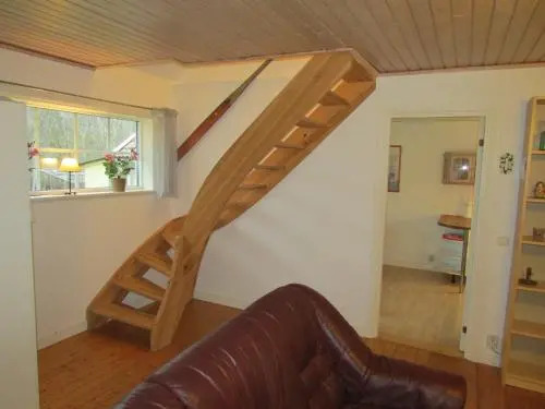 DeLays Guest House