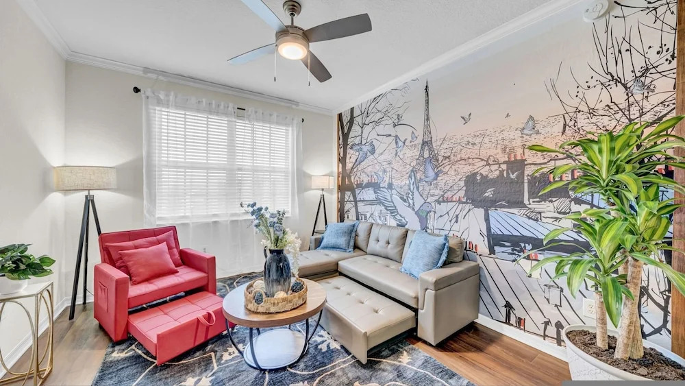 Modern 2BR 2BA Pool Gym Near Airport 9