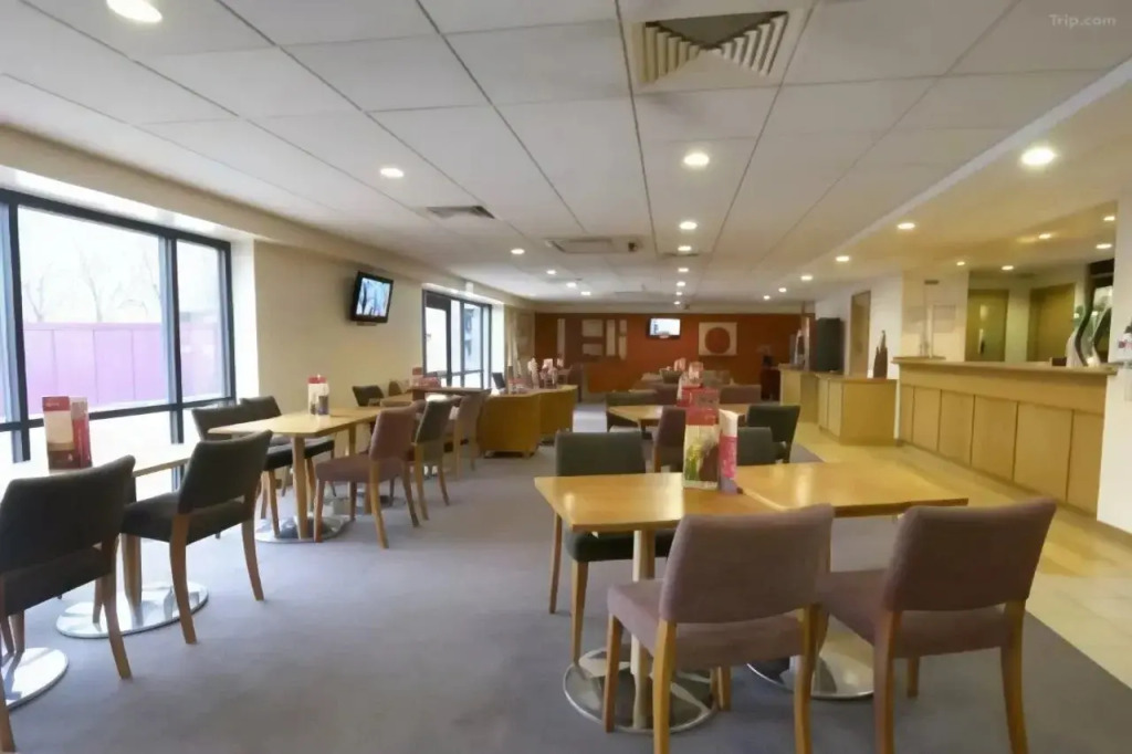 Travelodge Sheffield Central