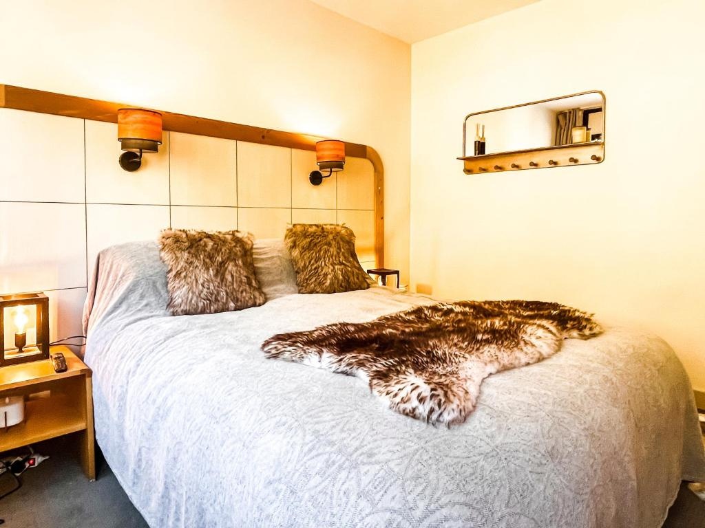 Large 2-Bedroom Apartment, Centre of Flaine Foret