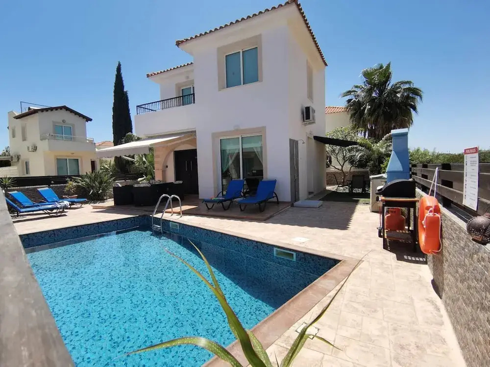 Ennazuse - Beautiful 2 Bedroom Villa in Pernera