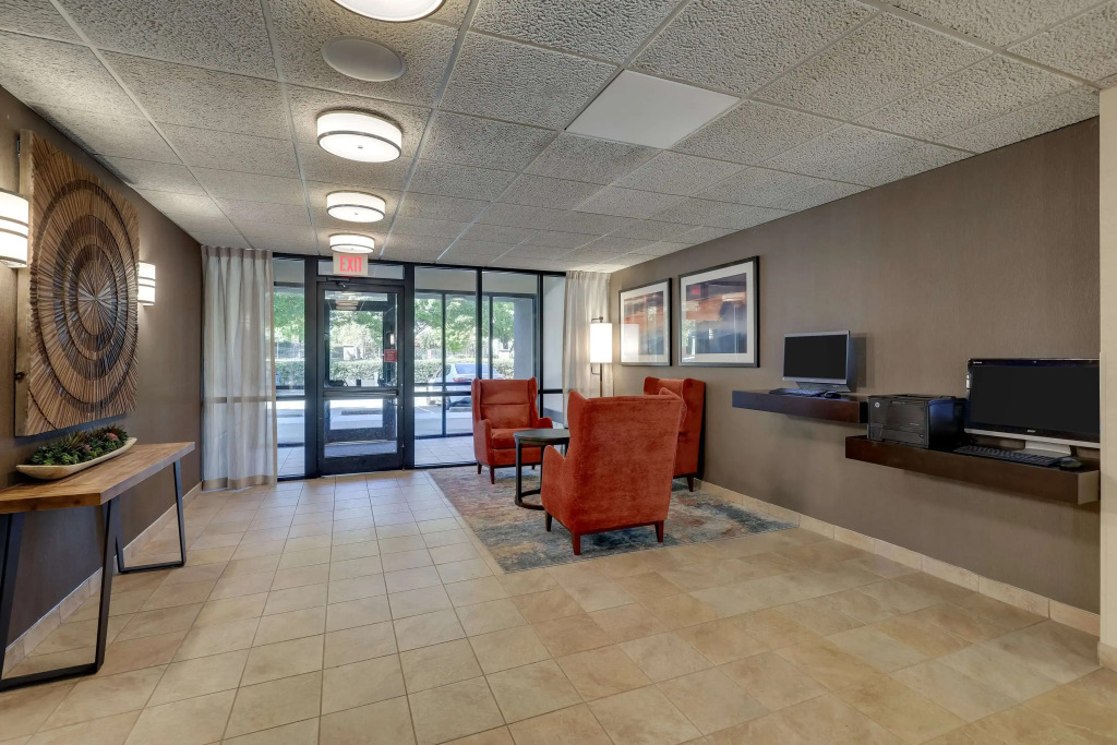 Drury Inn & Suites Charlotte University Place
