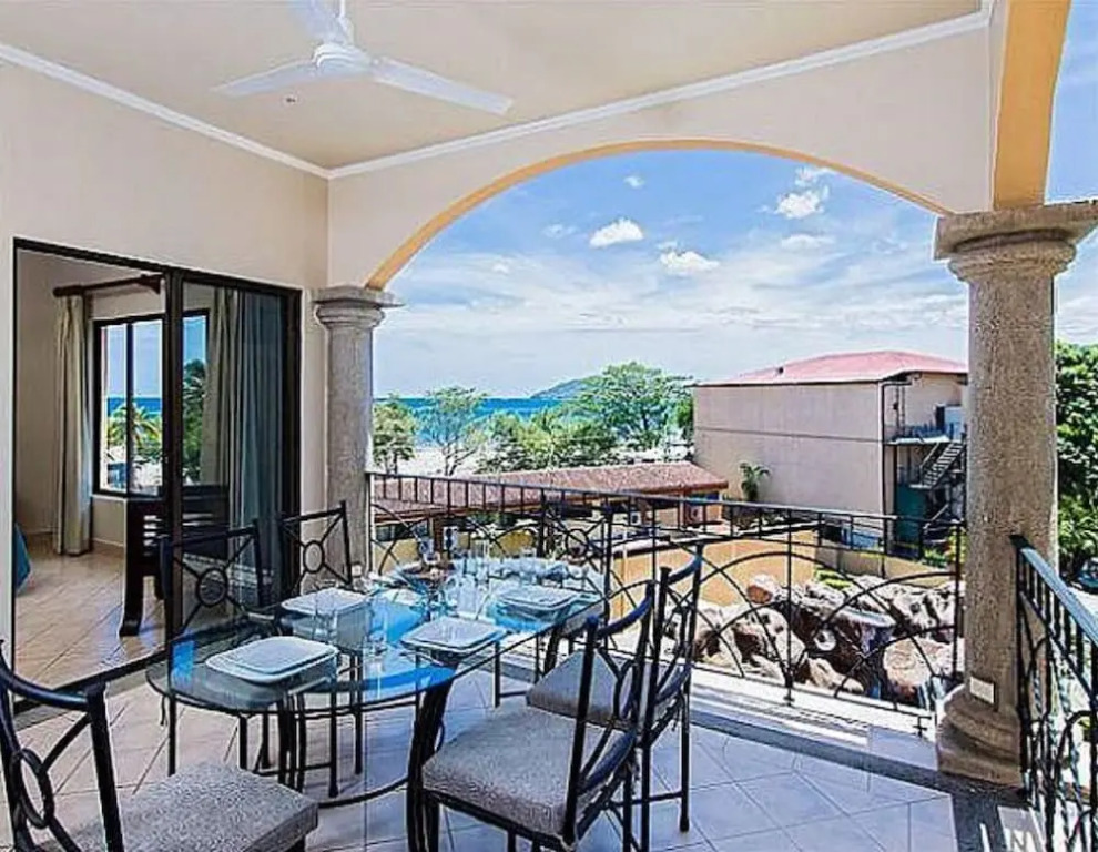 Stay in Tamarindo Condominiums