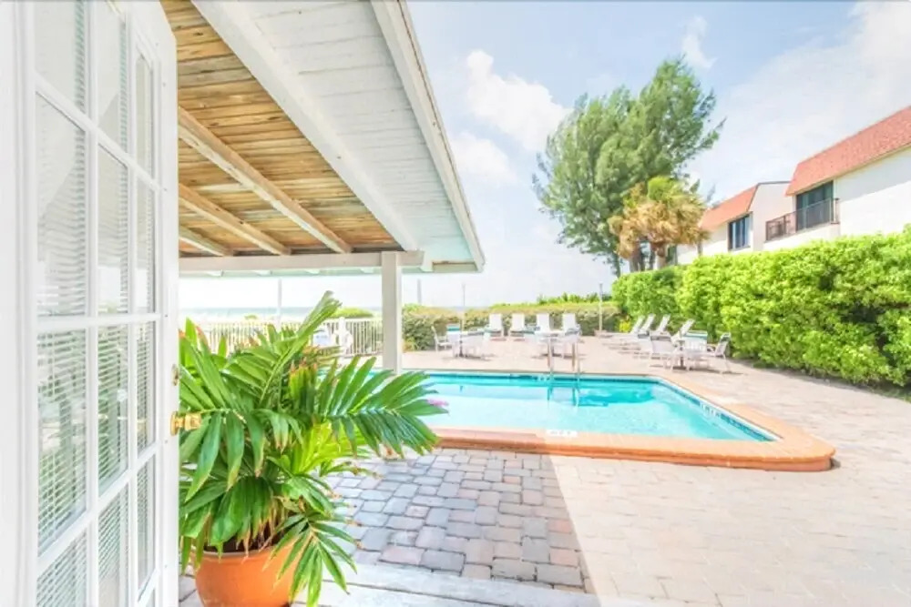 Harrington House Beachfront Bed & Breakfast