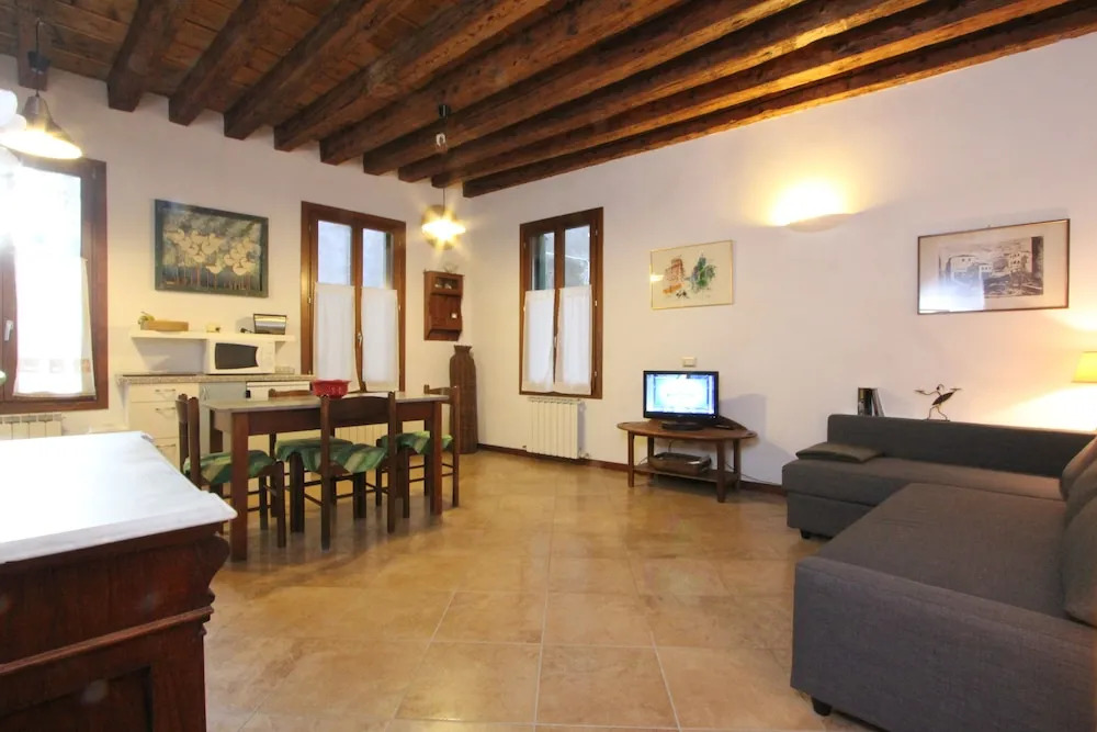 City Apartments - Tintoretto