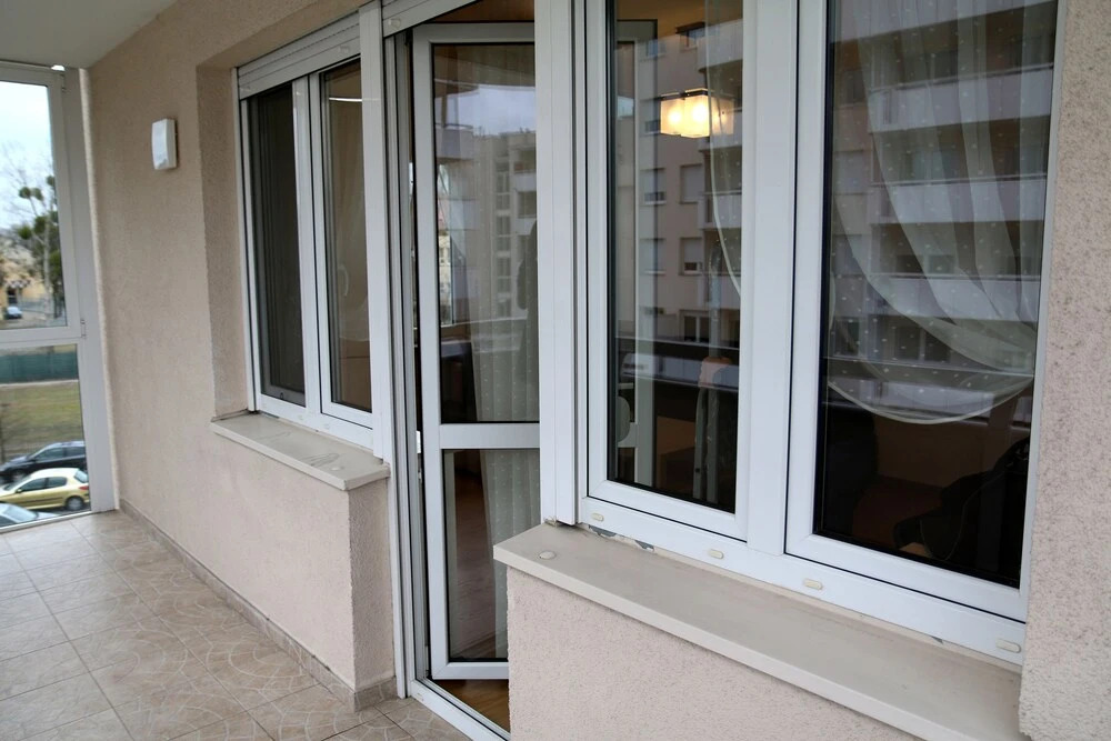 Apartament F&J 12