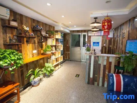 Huaqile Hostel