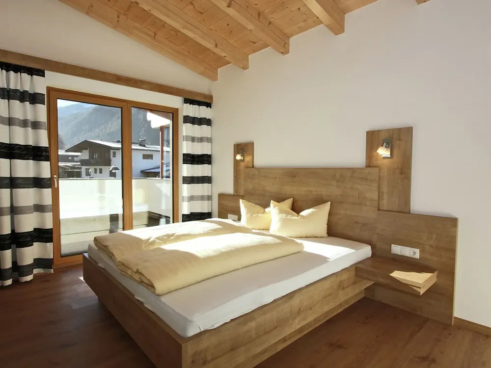 Relaxing Apartment for Families in Umhausen Near City Centre