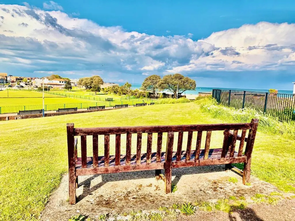 Skyview Eastbourne 24