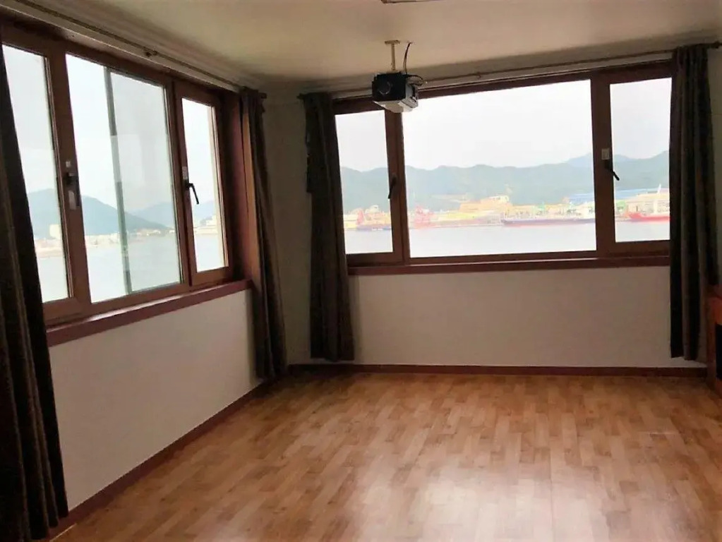 Masan Tourist Hotel