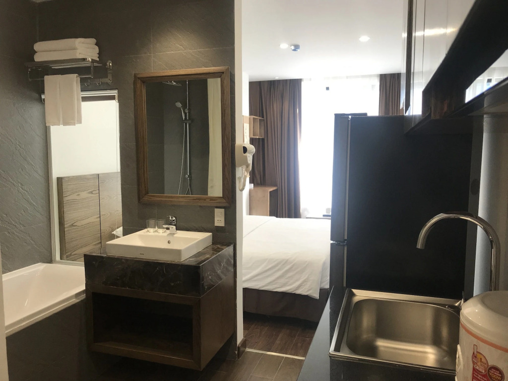 The Bloom Pham Viet Chanh - Modern Living Space in Saigon - A Top Choice for Western Travelers