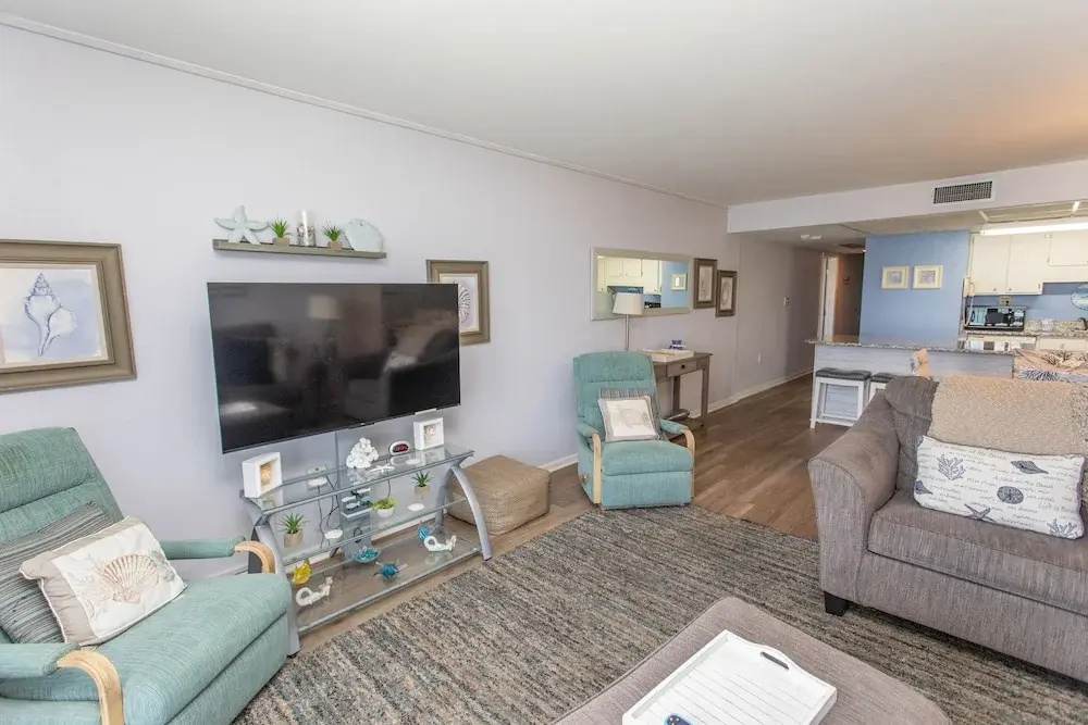 Royal Garden Resort 415 2 Bedroom Condo by RedAwning