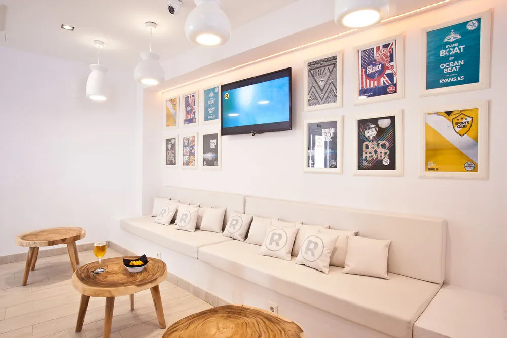 Hostal Ebusitana