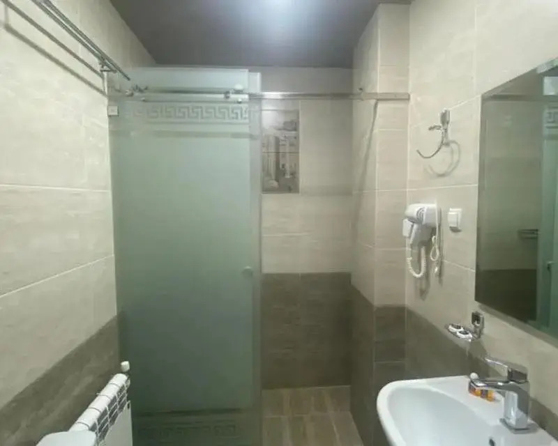 Anor Guest House (Анор)