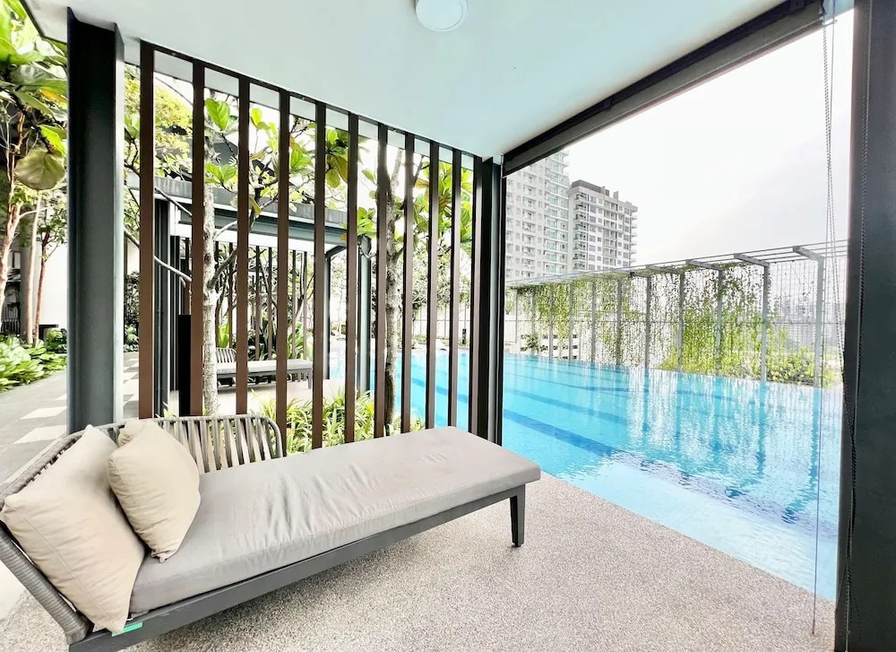 HighPark Suites Kelana Jaya, Petaling Jaya by Sleepy Bear