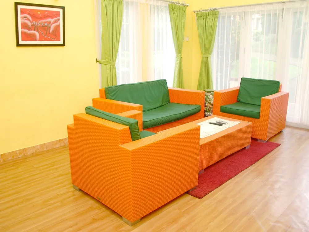 Chrysant Huis Villa Istana Bunga