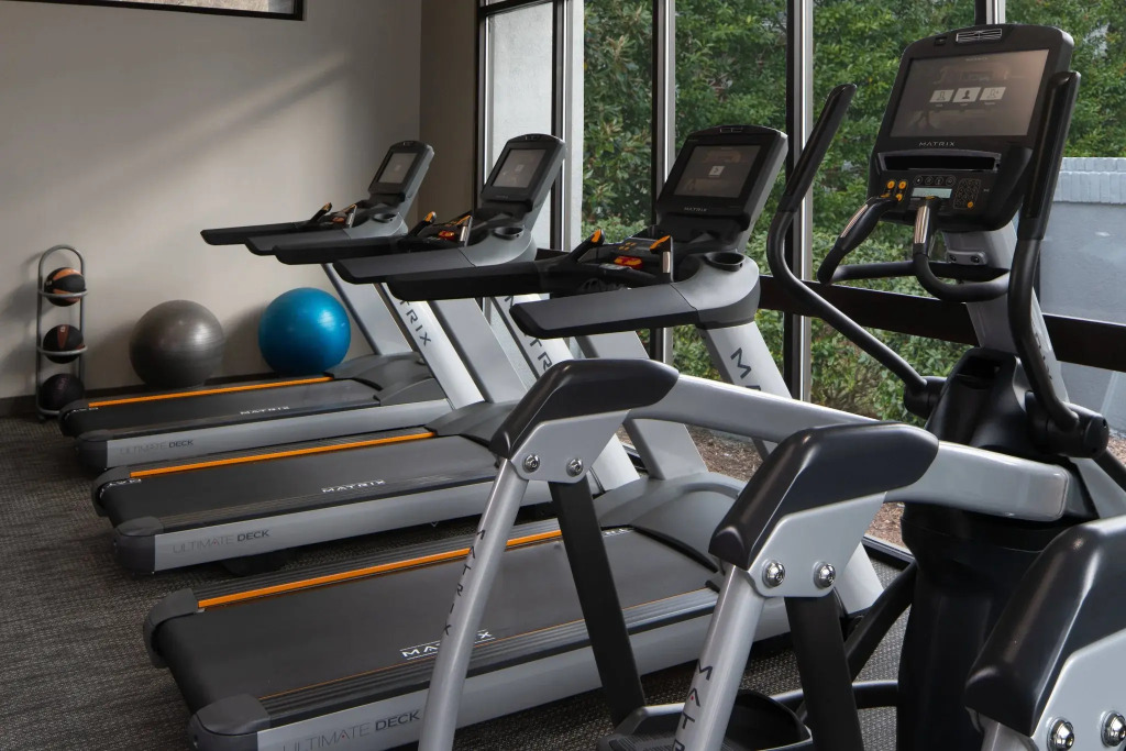 Courtyard by Marriott Nashville Airport