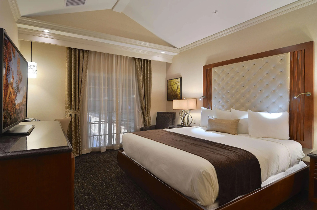 Eden Resort and Suites, BW Premier Collection