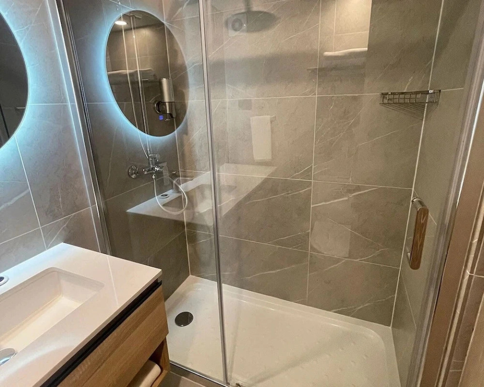 One Manquehue EXC Bright 1BR Apartment