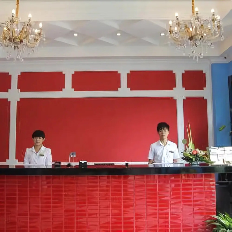 Elan Boutique Hotel