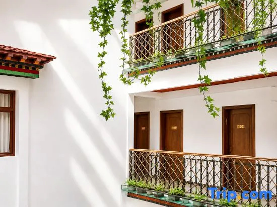 Puxin Fuyang · Scenic Homestay