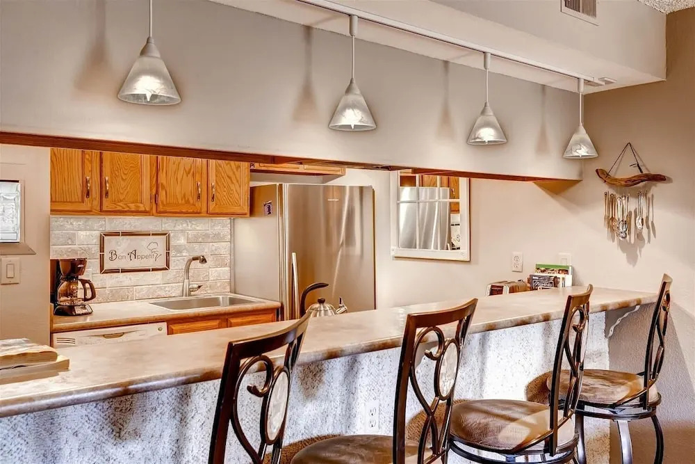 Mountainside Snowview Condo : Cool Frisco Location