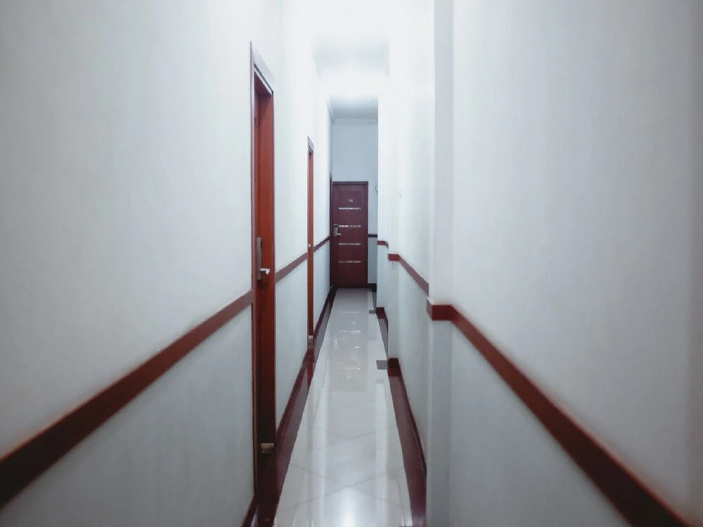 RedDoorz Plus near Palembang Indah Mall