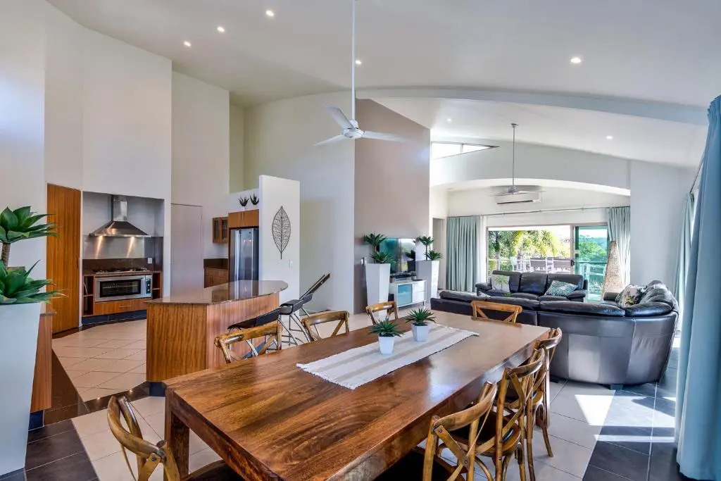 Cooinda Gardens on Hamilton Island by HIHA