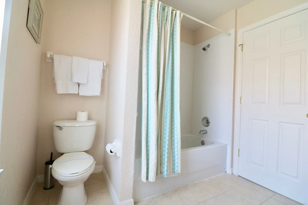 More 4 your Money with Private South Facing Pool