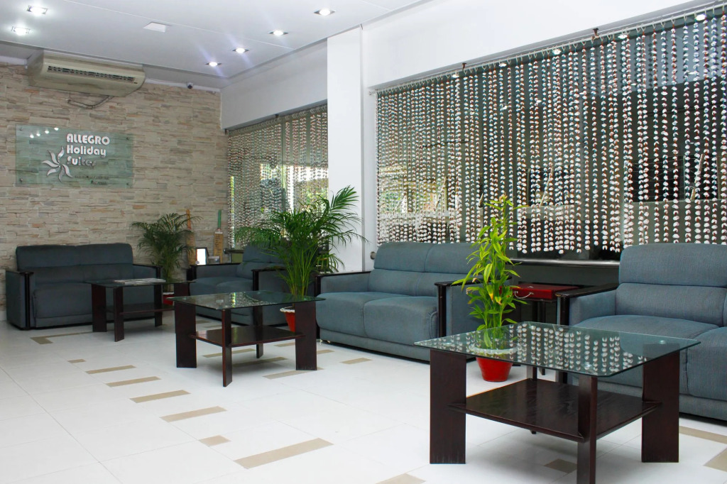 Allegro Holiday Suites