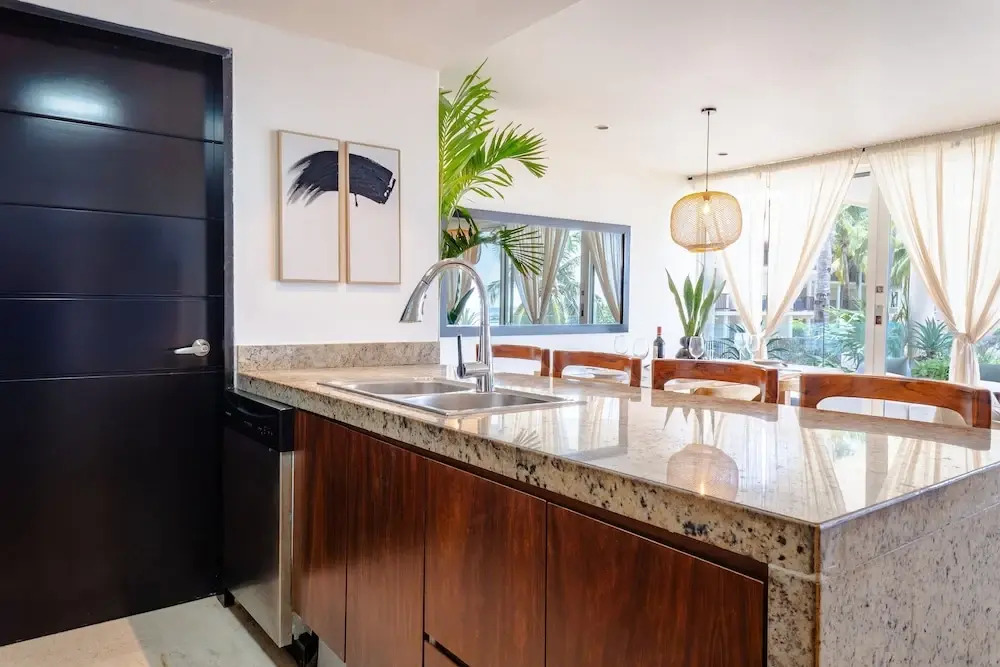 Elements 124 - No Ota 2 Bedroom Condo by RedAwning
