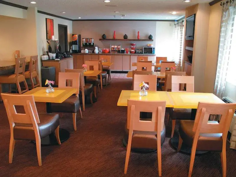 La Quinta Inn & Suites Montgomery Carmichael Road