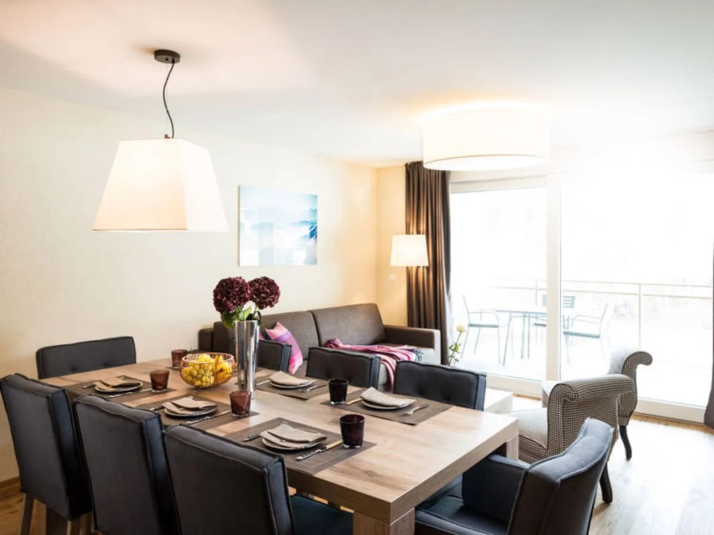 Peaks Place Apartment-Hotel & Spa 28807