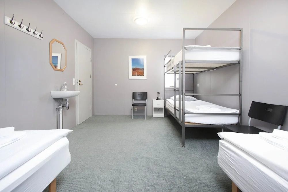 Snjofell Guesthouse