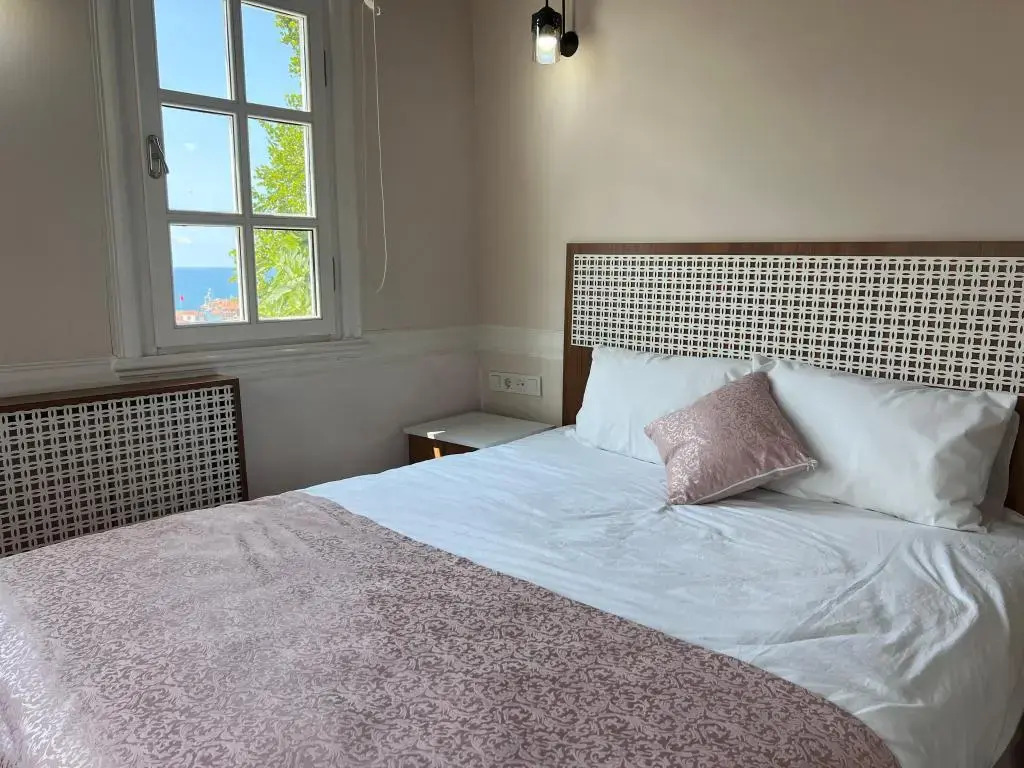 Demiroz Konak Otel