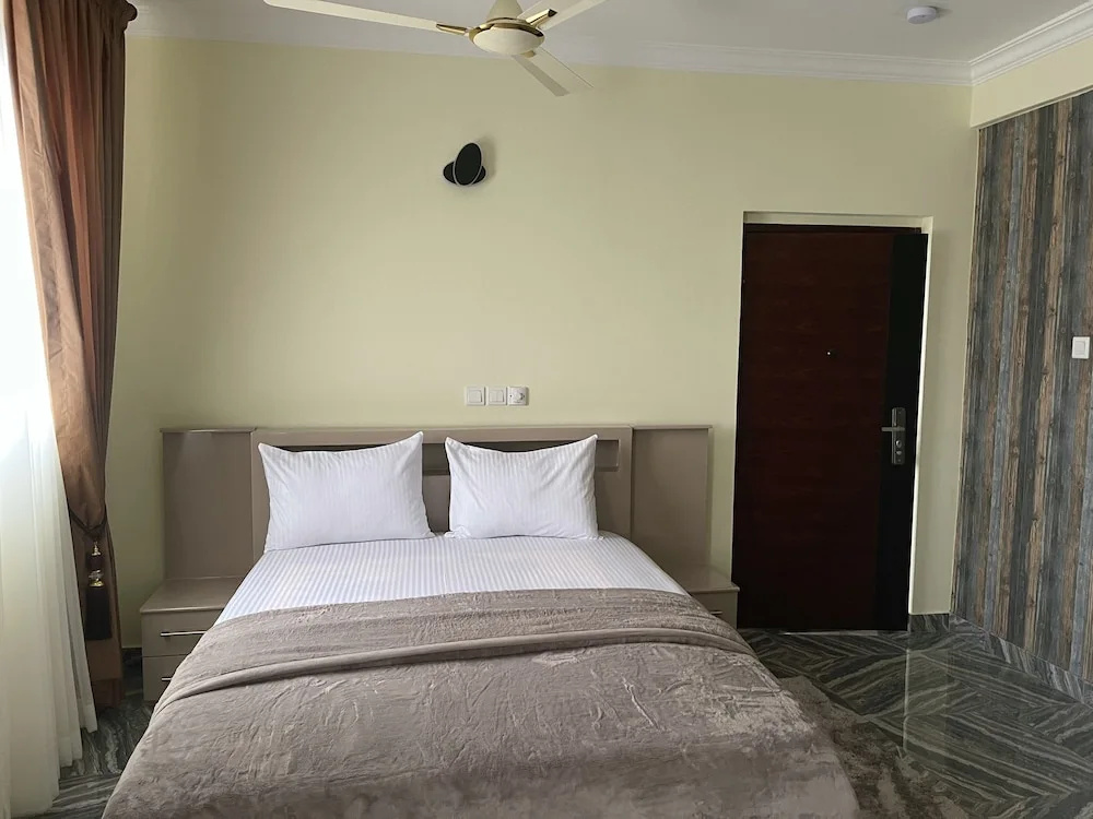 Exotic Palace Hotel