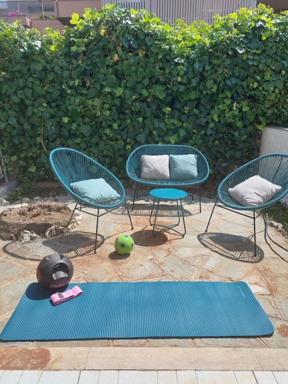 Vanesia's Luxury Suits
