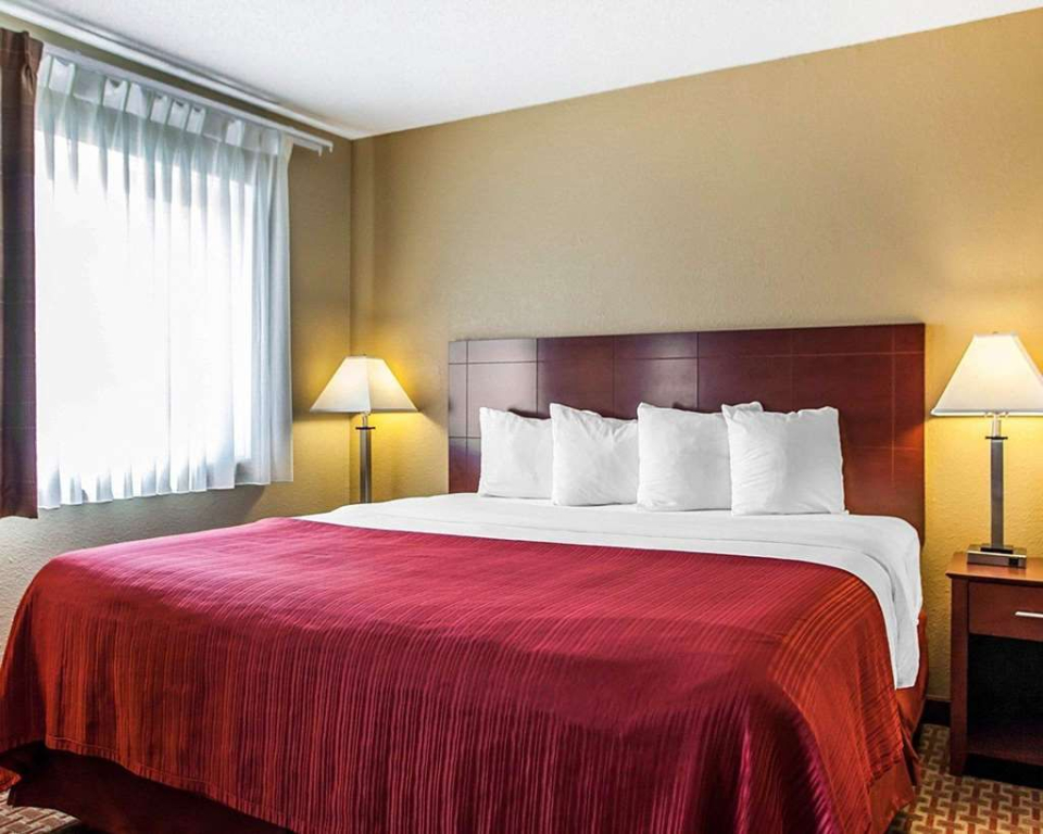 Quality Inn & Suites