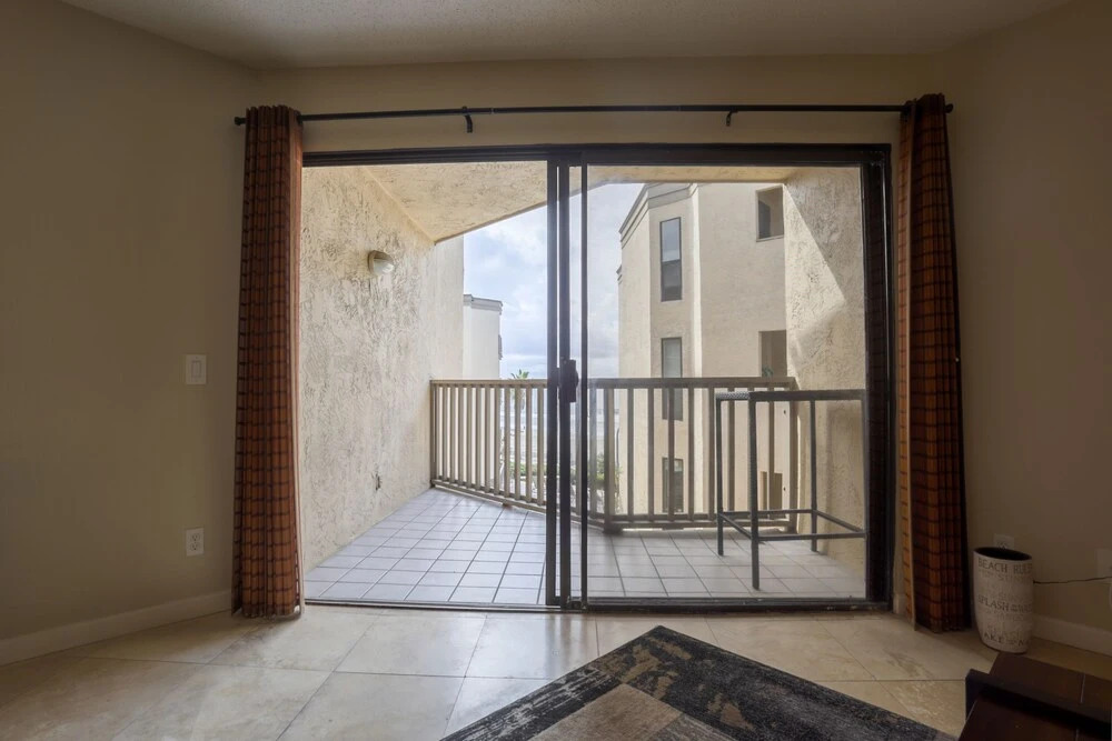 Oceanfront 2BR in Pacific Beach by Sonder