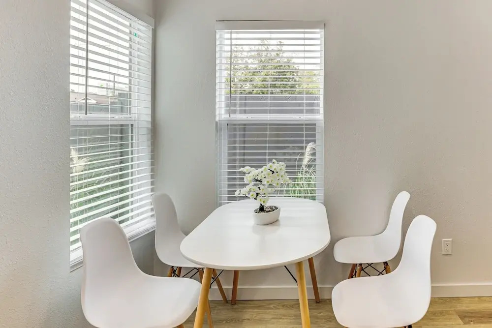 Great for Travel Nurses: 2BR East Dallas Townhome!