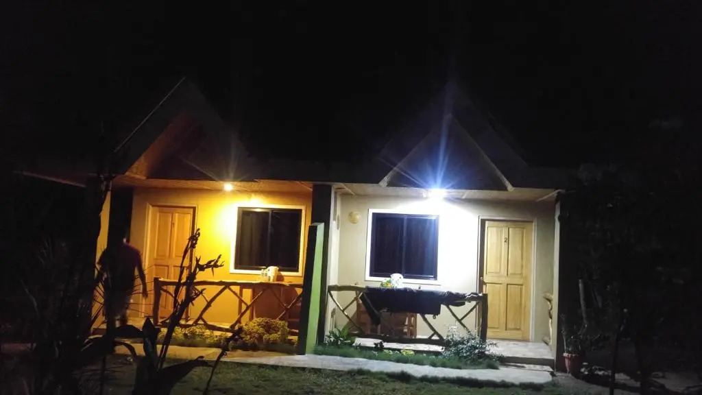 MIKIs Guest House