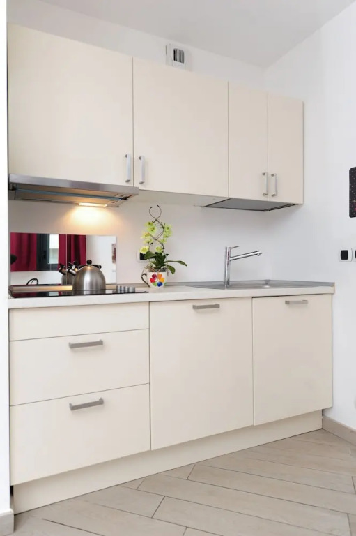 Studio Orange Five Stars Holiday House