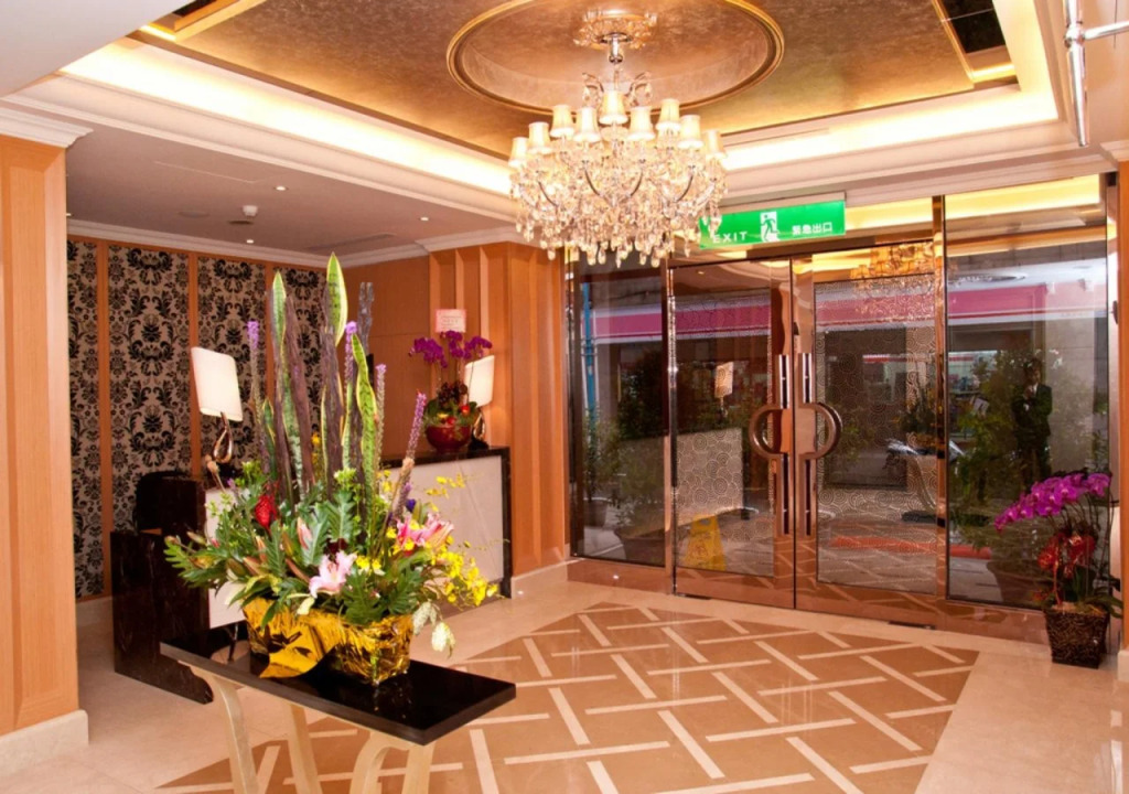 MRT Hotel
