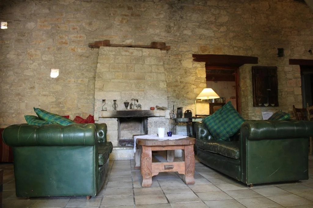 Moustos Traditional House