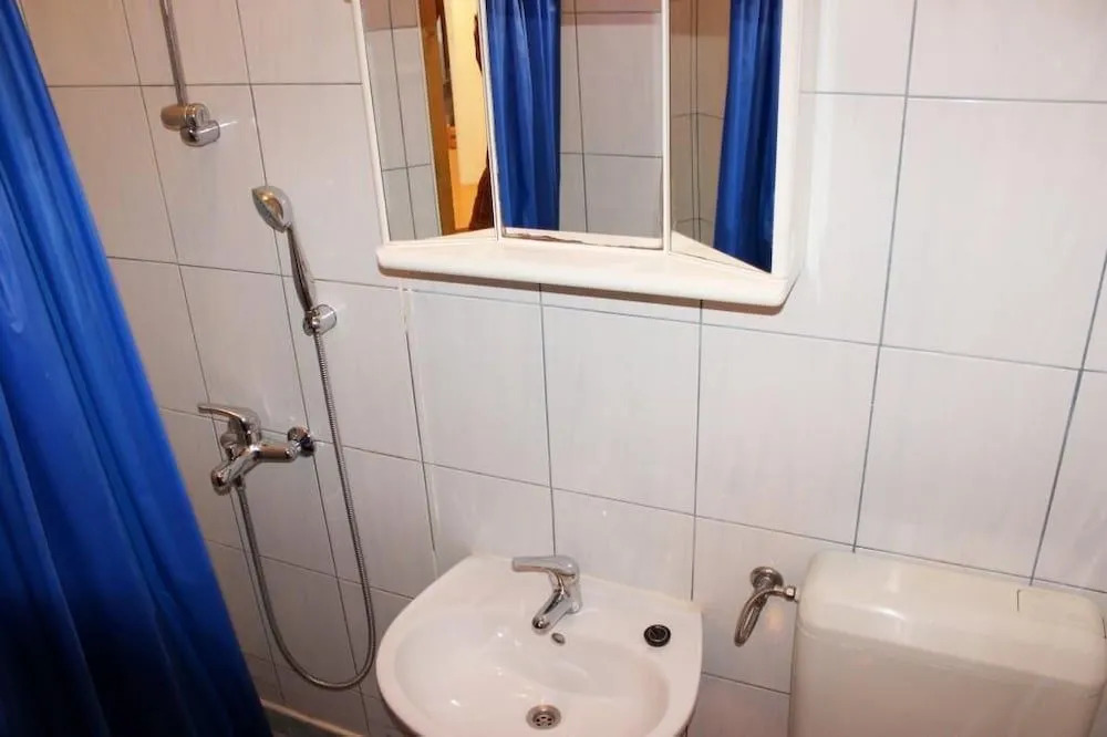 Room Lazareti